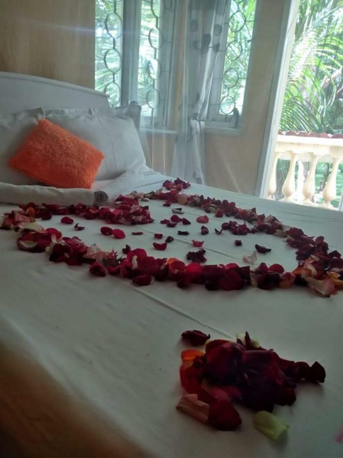 Bed and Breakfast Jua Baharini Malindi Exterior foto